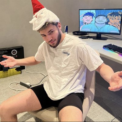 rayonhutson's tweet photo. #NewProfilePic https://t.co/tPPk4i7iXo