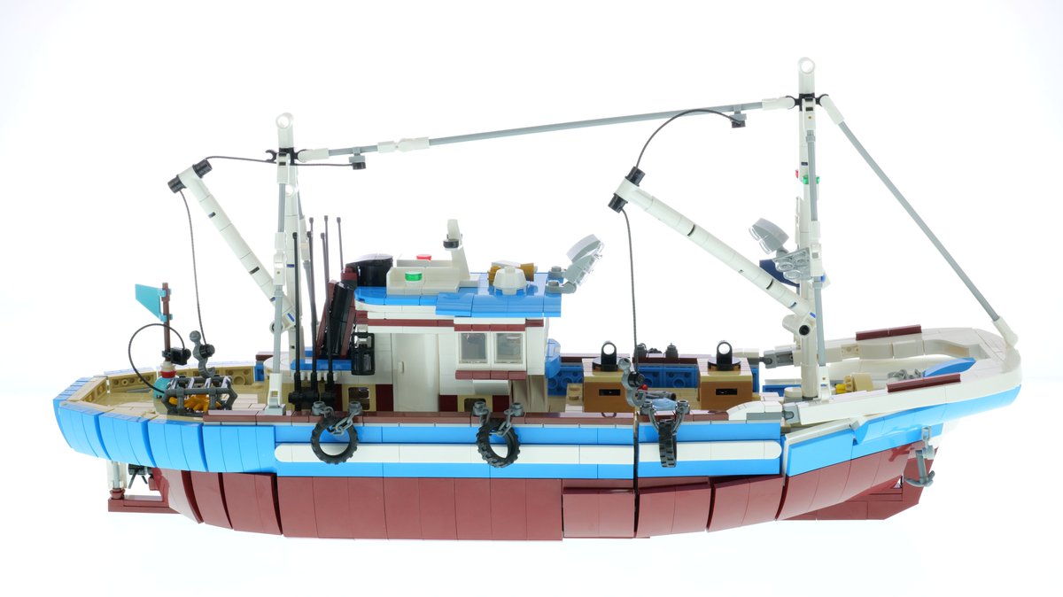 AustrianBrickFan on X: Great Fishing Boat LEGO Bricklink Designer