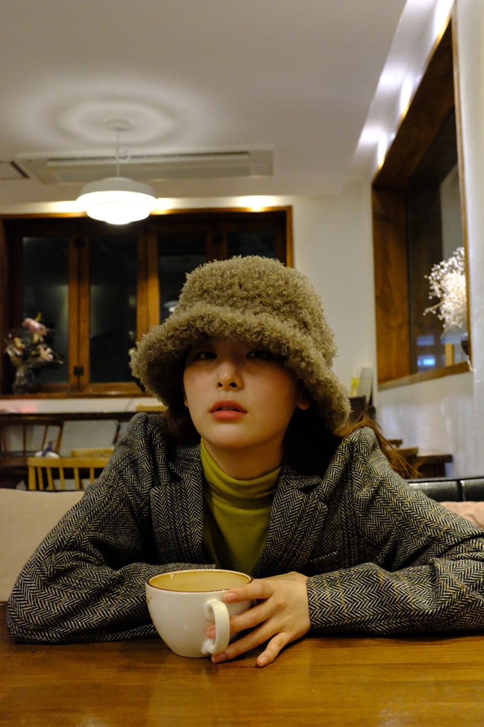 underwacter's tweet photo. Rekomend AU seulrene yang aku baca a thread. https://t.co/HoHsIrJzqa
