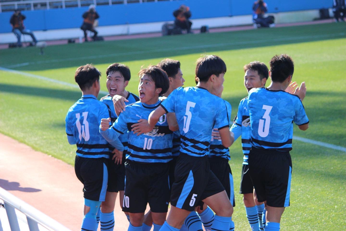 公式 岡山学芸館高校サッカー部 全国高校サッカー選手権大会 １回戦 Vs 羽黒高校 山形県 代表 前半０ー１ 後半２ー０ 合計２ー１ Goal 井上 山岡 応援ありがとうございました 高校サッカー 岡山学芸館 岡山学芸館サッカー部 学芸館
