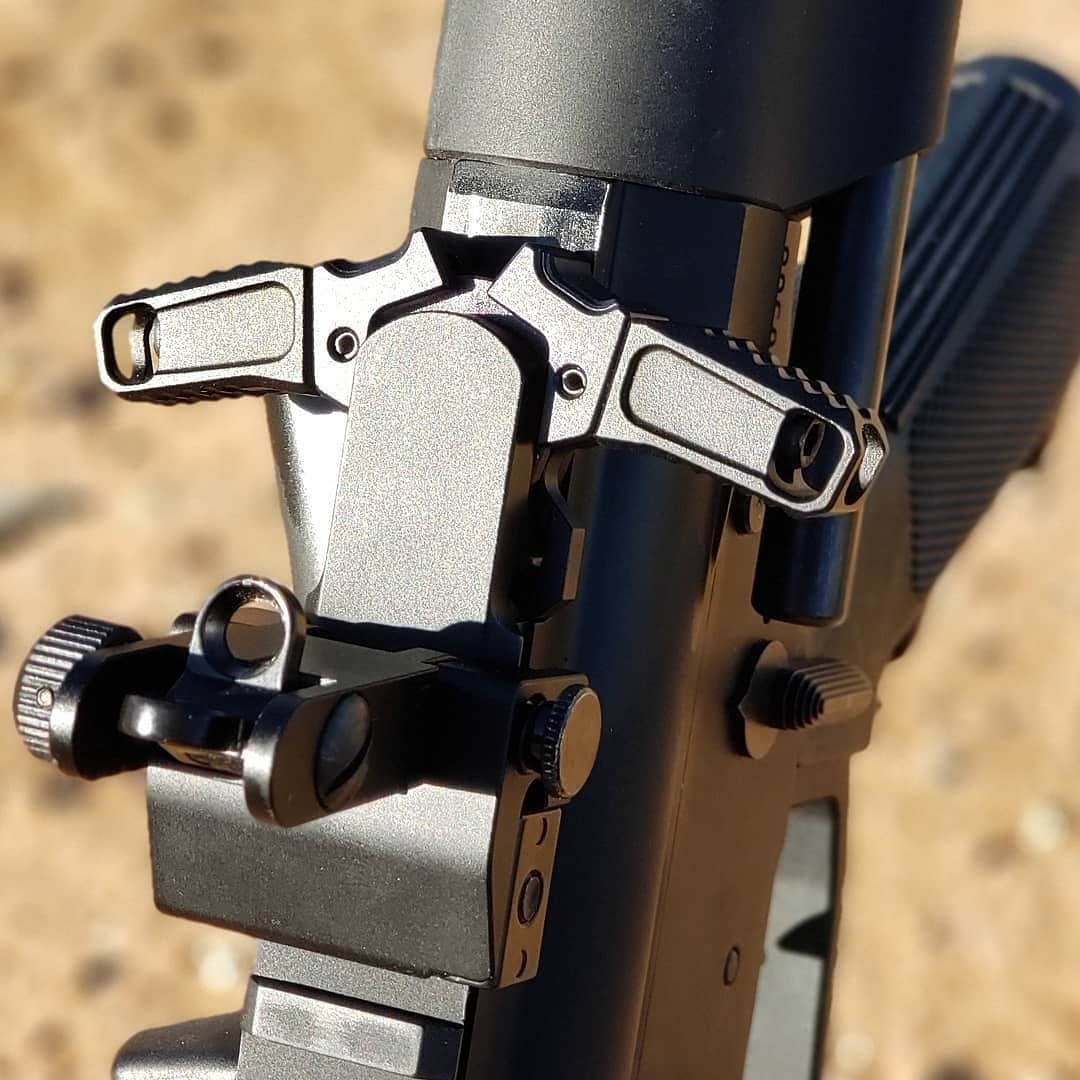 AZWS's tweet photo. Your AR15 isn't complete until you get the @RainierArms avalanche modii! I might need alot more.
β’
β’
β’
#rainierarms #avalancheβ― #modII -
#GunpornDistributors #firearms #2A #2ADefenders #ShotShow2022 #AZWS #Shootingforum #MAGA #GettrBound #ParlerBound
https://t.co/2kSYqk9twL https://t.co/o9cwWihqLX
