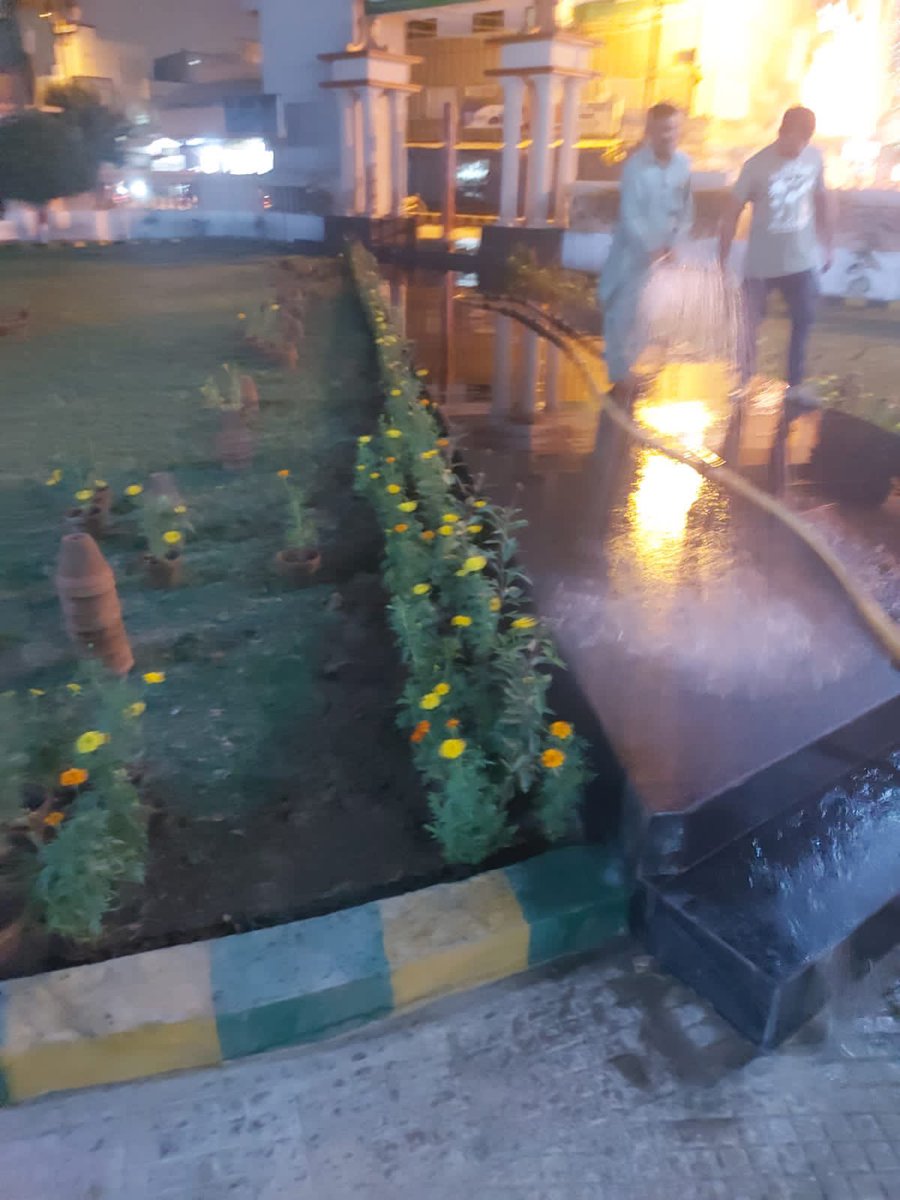 Project100Parks's tweet image. Bagh e Arfa Block 7 F.B Area is our #Project6 of #Project100. A park found complete abandoned and in ruins was revived back to life and colours. #karachiworks #sindh #greenerkarachi