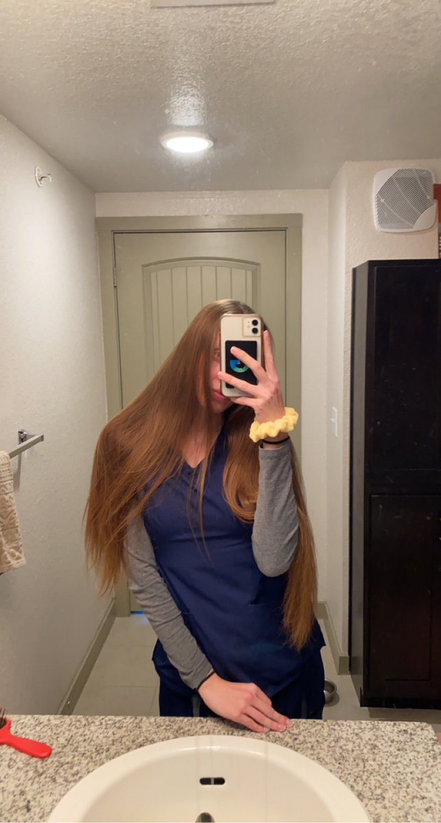 lollllhannah's tweet photo. First time having short hair :-) https://t.co/UznV5GvZFN