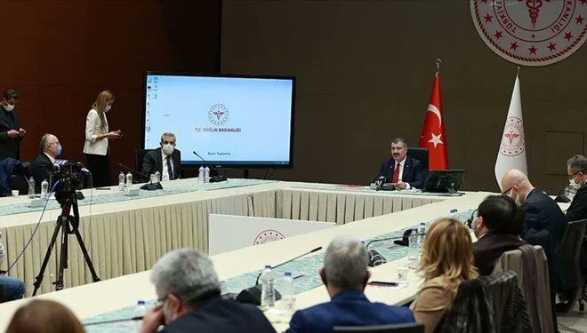 ntv's tweet photo. Koronavirüs Bilim Kurulu bugün toplanacak https://t.co/CafwLrtgxE https://t.co/BLWuwUOabs