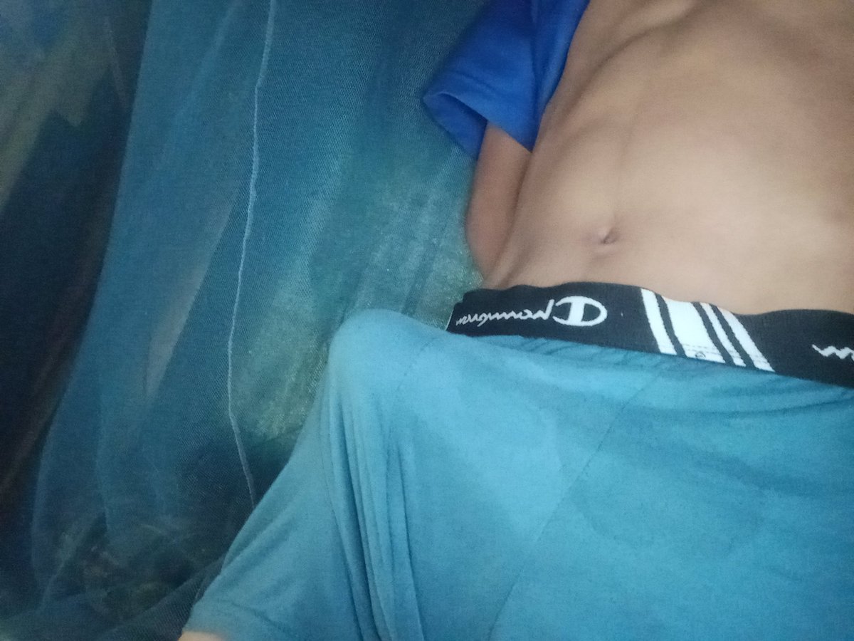 FendiAbdullah14's tweet photo. Isap kn boleh 😛 https://t.co/ZzKrgcWcBd