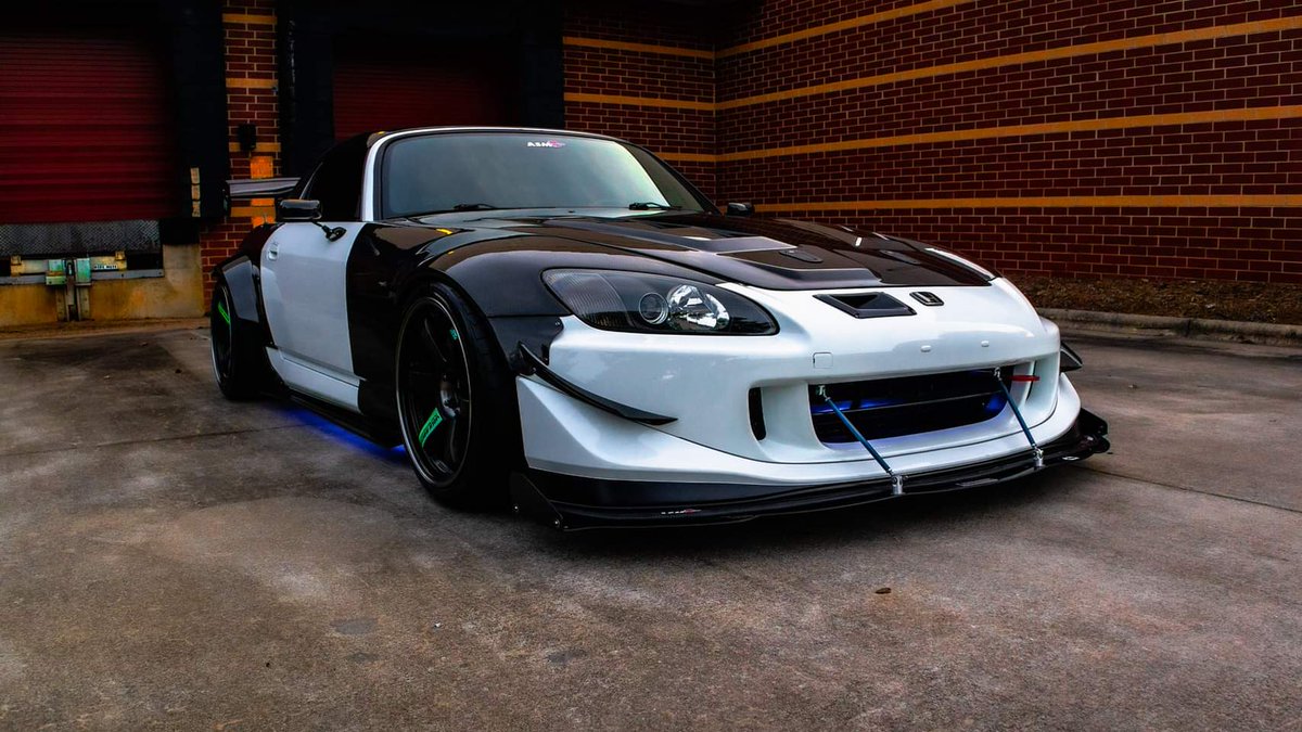 itsFallz_'s tweet photo. #Honda #S2000 #s2k https://t.co/zGB5VtqQDk