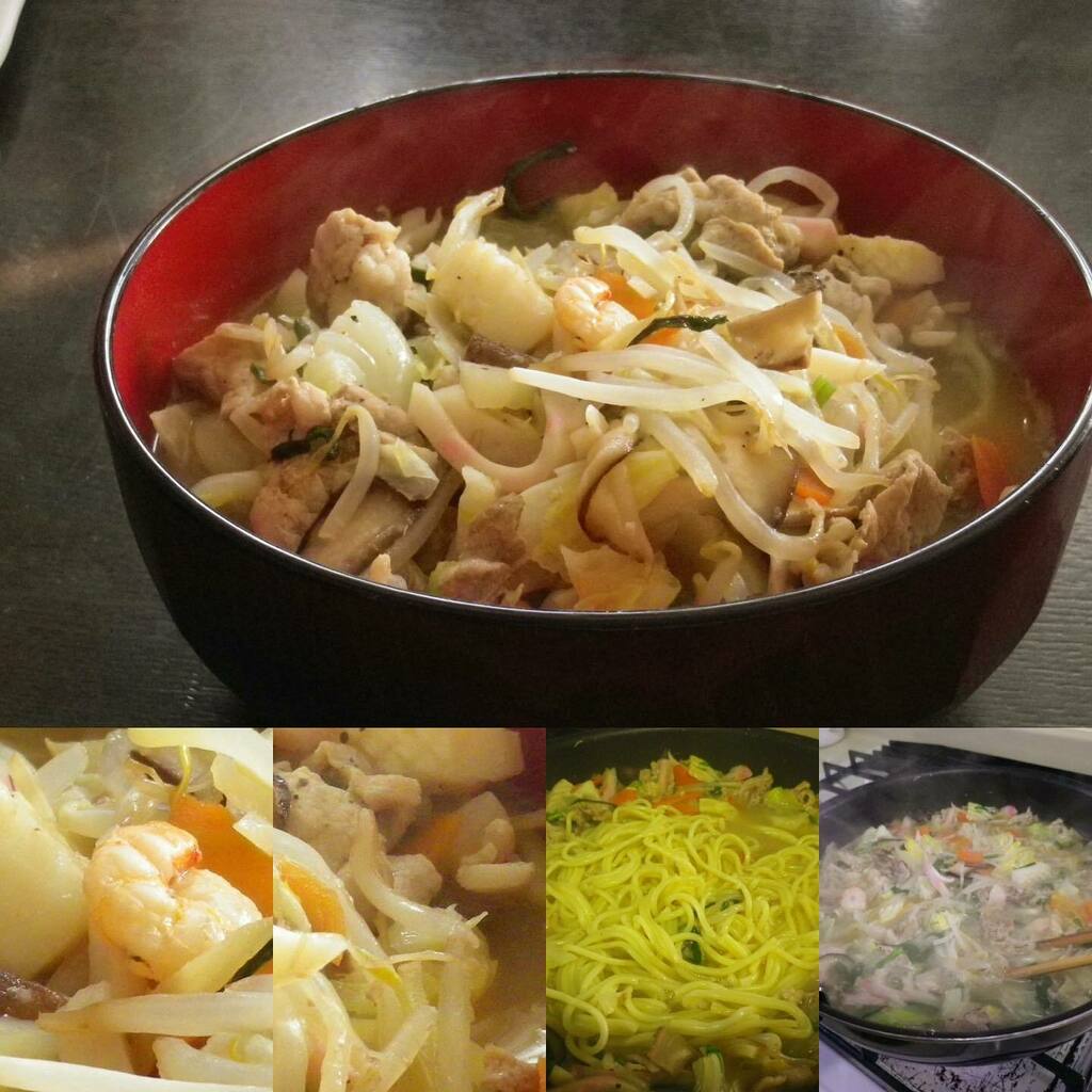 automo1046's tweet photo. 今日の #昼御飯当番
#チャンポン
#おうちごはん #おうちごはん #ラーメン #eatathome #lunch #cooking #ramen #champong https://t.co/aO6NLhh5ec