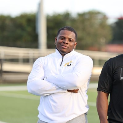 CoachDRob__'s tweet photo. #NewProfilePic https://t.co/lyMJPnIbbB