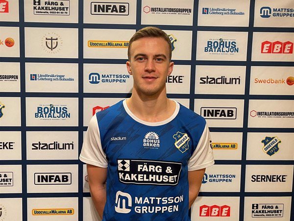 Oddevold's tweet photo. God fortsättning Emil! ⚽️🔵⚪️
Läs mer på https://t.co/SaVWAM4R6n
#uppåtframåt #ettanfotboll https://t.co/5g32bM0WML