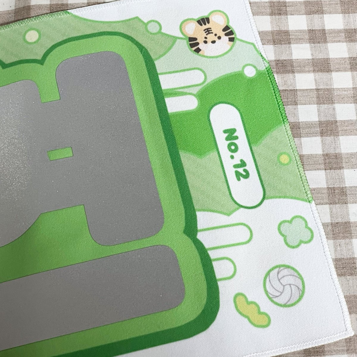 RT) 이다현 선수 프로데뷔 800일 기념(12/30) 
샘플로 뽑았던 슬로건 드릴게요🎁

~샘플로 뽑은거니까 색감,반사 등.. 양해해주실분만~