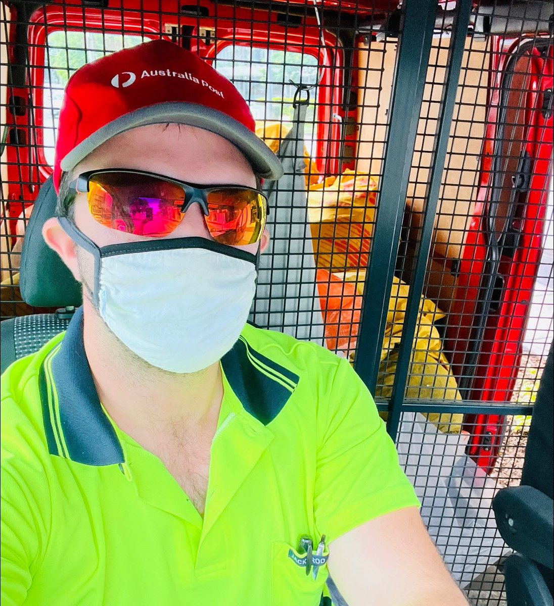 dandaman474's tweet photo. After a few days of being a hermit crab, was happy to be back on the road again! 😁🚐📩📮🧢 

#postie #driver #vandriver #ontheroad #auspost #covidsafe https://t.co/wlf1nEsJdr