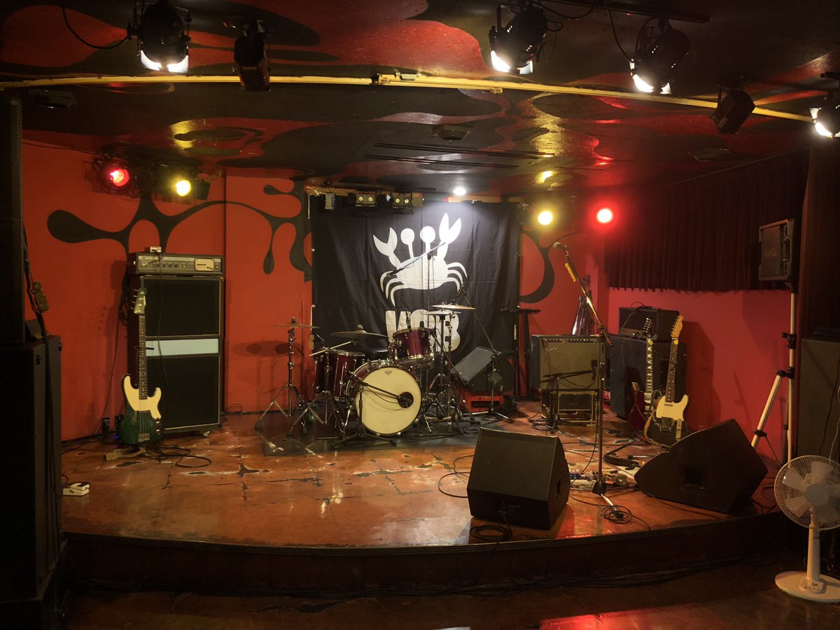 Blackzamas's tweet photo. 昨日は Virgin Crab Band最後のライブ、来てくれた皆々様ありがとうございました！

長い間、本当にありがとうございました！

またどこかでお会いできたら最高です！！ https://t.co/b0mEUdZxBZ