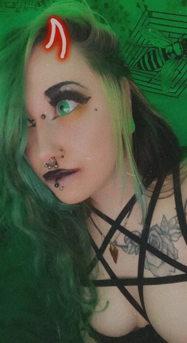 Got stoned and made new content go check it out! Was going for shego🖤💋  https://t.co/UqiHdkDlat https://t<a href="/tag/newprofilepic"class="tags"><span>#newprofilepic</span></a>