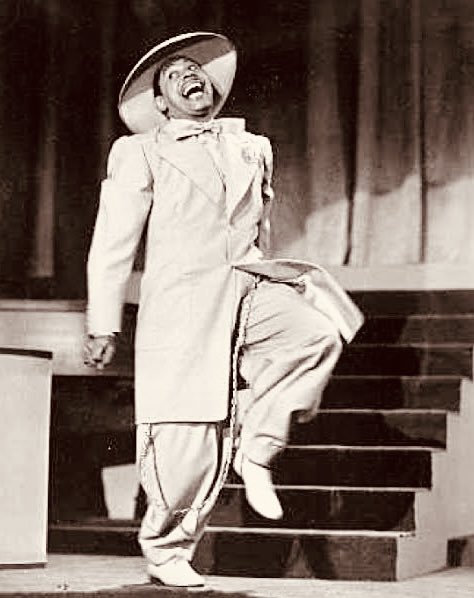 Minnie The Moocher ♪
Cab Calloway 

youtu.be/VtQOmCLj_IA