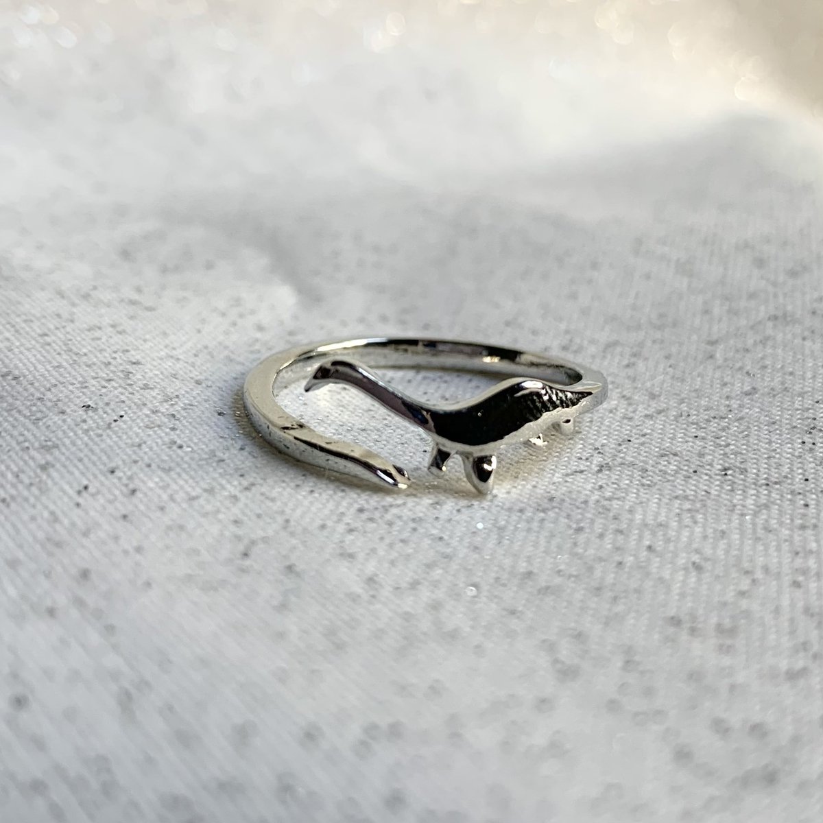 theburrowdesign's tweet image. 🦖🦴🦕🦖🦴🦕🦖🦴🦕🦖🦴🦕🦖

The “jurassic” ring collection! You can pick your favorite dino in my shop! All my rings are adjustable, one size fits most!

☄️ theburrowdesigns.com ☄️

🦖🦴🦕🦖🦴🦕🦖🦴🦕🦖🦴🦕🦖