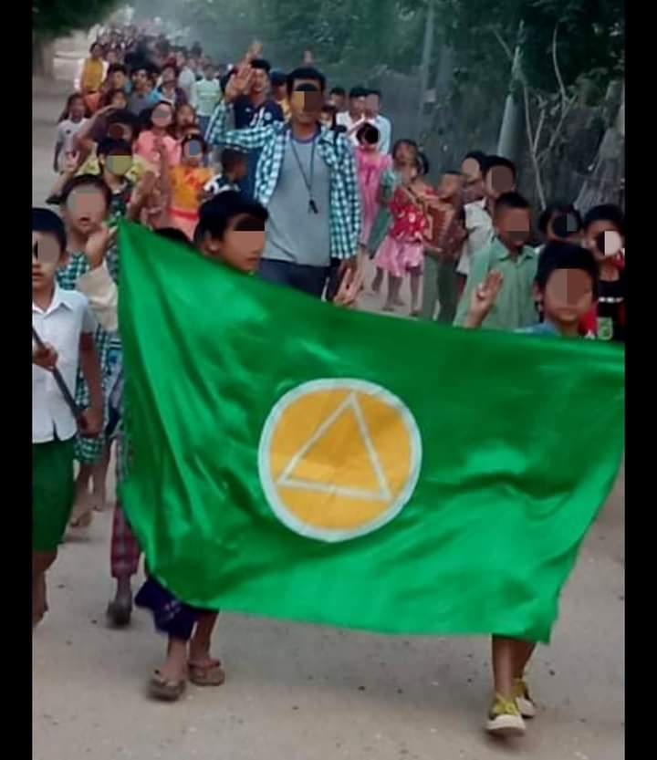 b3rry_y's tweet photo. A daily protest of Myaing tsp, Magway revolted the fascist dictatorship today.

#HelpMyanmarIDPs #Dec29Coup
#WhatsHappeningInMyanmar https://t.co/KDbEMyOfCl