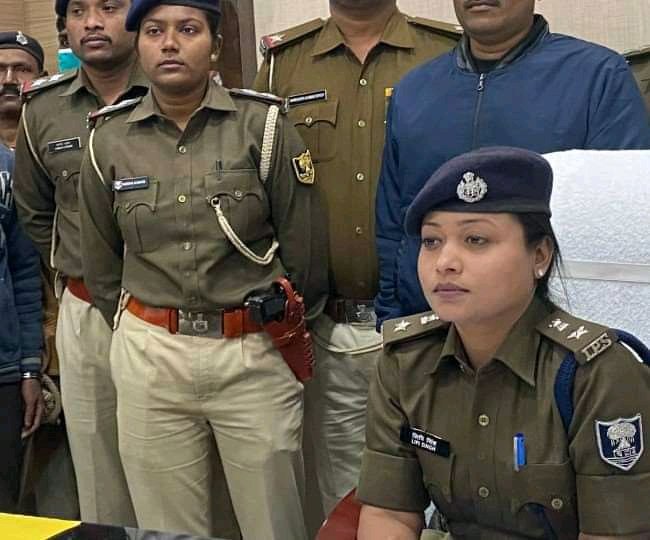 Yuvaabharat's tweet image. यह वही लिपि सिंह हैं न जो दुर्गा पूजा विसर्जन या गणेश पूजा विसर्जन में भी कुछ कांड कर दी थीऔर शायद एक की मौत हो गई थी। आदतन अपराधी लगती हैं। #justiceforpappudev