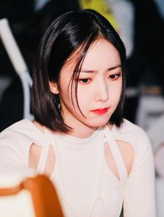 feminologism's tweet photo. #EUNBI #SINB #EUNHA: short hair https://t.co/XuajW5YaQL