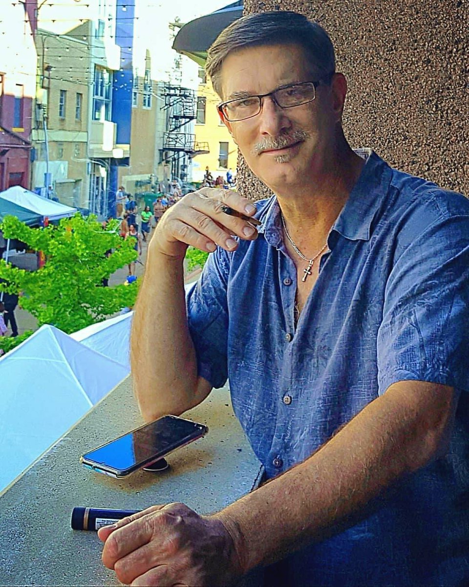 Black Mompreneur. Political Provocateur. tweet media