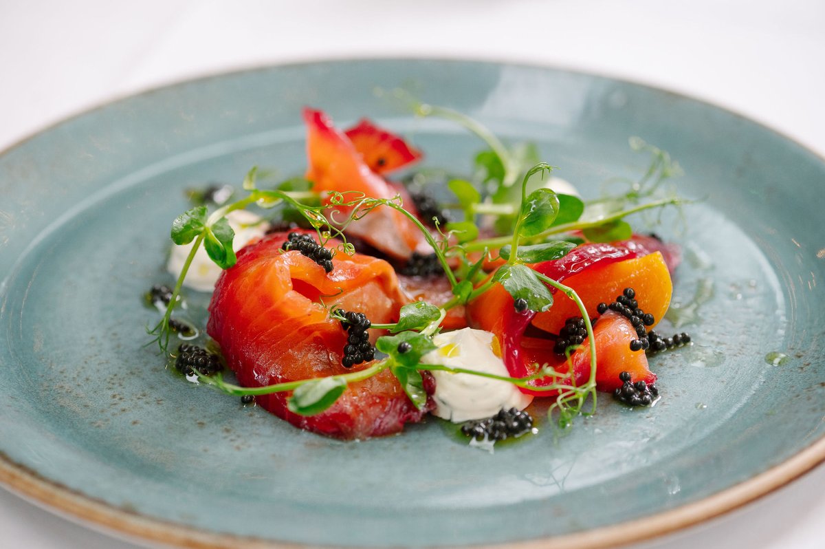 Forman’s London-cured smoked salmon served with shallot, chives, capers, gherkins, Longmans butter and rye bread. One to share (or to have all to yourself...)
