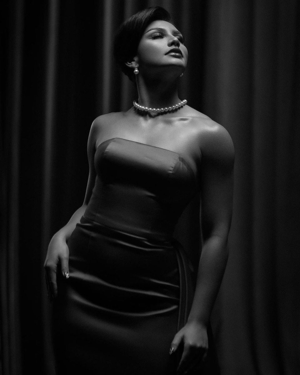 pageant_i's tweet photo. #lLOOK ; Puteri Indonesia Pariwisata 2020 - Jihane Almira. Photographed by  Yudi Tampubolon. ❤️ https://t.co/hOtxBZbjq6