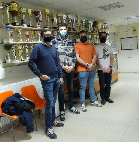 AMFormation50's tweet image. 🤝  C’était journée cohésion lundi dernier pour l’équipe d’AM Freelance ! 
🔫 L’équipe a pu profiter d’une matinée d’initiation au tir sportif grâce aux licenciés du #CTSH - Centre de Tir Sportif d'Hérouville Saint Clair! 🙏
👉  ctsh.fr/stage-entrepri…
Bonnes fêtes ! 🎉