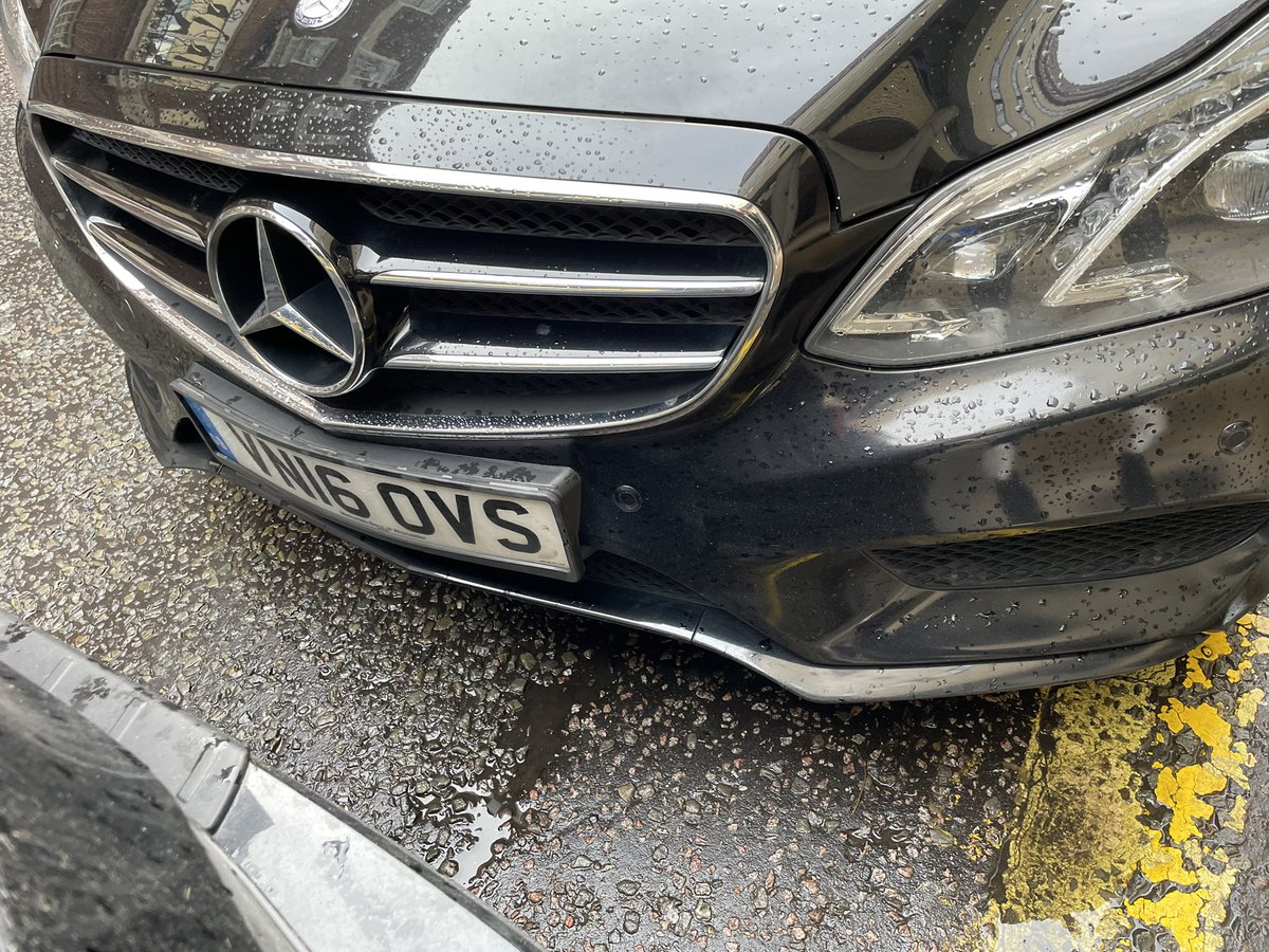 pints66's tweet photo. @TfLTPH @TfL 28.12.21 at 12.04pm on the Licensed London Taxi rank at St Mary’s Hospital on South Wharf Rd , W2. https://t.co/0o4QF30tFw
