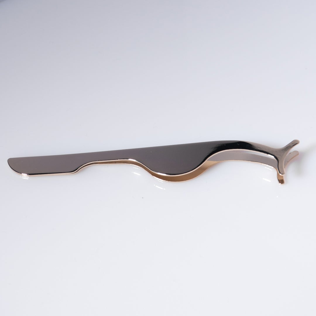 LASHLONDON1's tweet photo. Check out this product Gold Lash Tweezers
by Lash London  £5.99.
Order now: https://t.co/fgXboA1y1t https://t.co/pV4k7ehYei