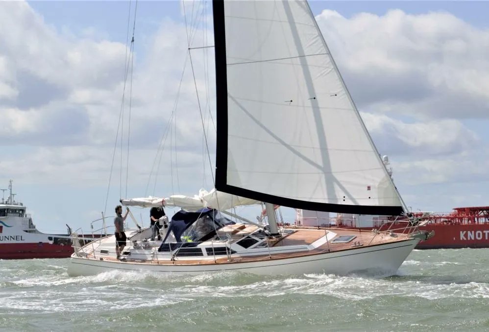 Delighted to be brokering this beautiful 2019 #Colvic Majestic 48 sailing yacht. She’s a modern classic offering stunning build quality and fantastic cruising performance. £244,995 incl VAT. parker-adams.co.uk/colvic-sailing/
#yachtsforsale #boatsforsale #boatbrokerage #boats #boating