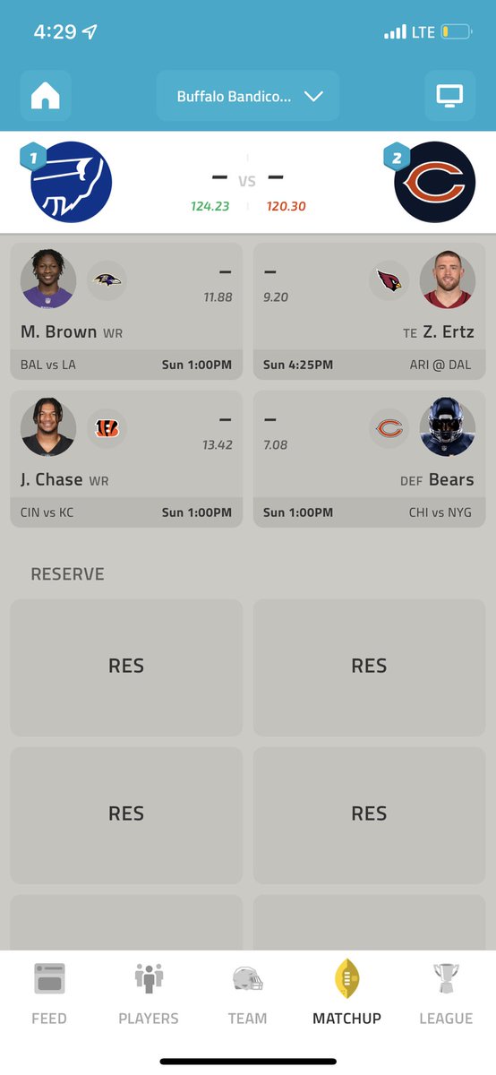 proEdwin96's tweet photo. Super Bowl week for me in fantasy football.. here’s my lineup any suggestions on who I should start? I’m the team on the left and my opponent is on the right.. The last 2 pics are my bench https://t.co/5YwaRUdBj6
