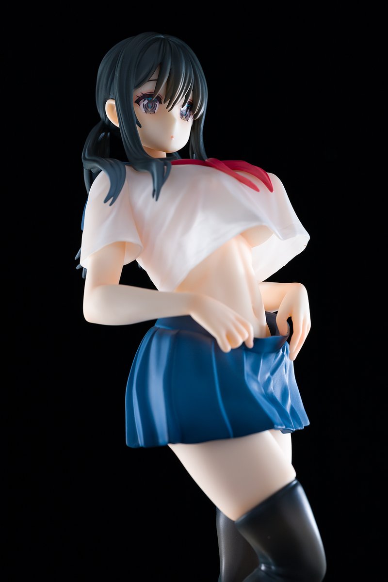 えいてぃーん（@eighteenpress）「カーテンちゃん illustration by B