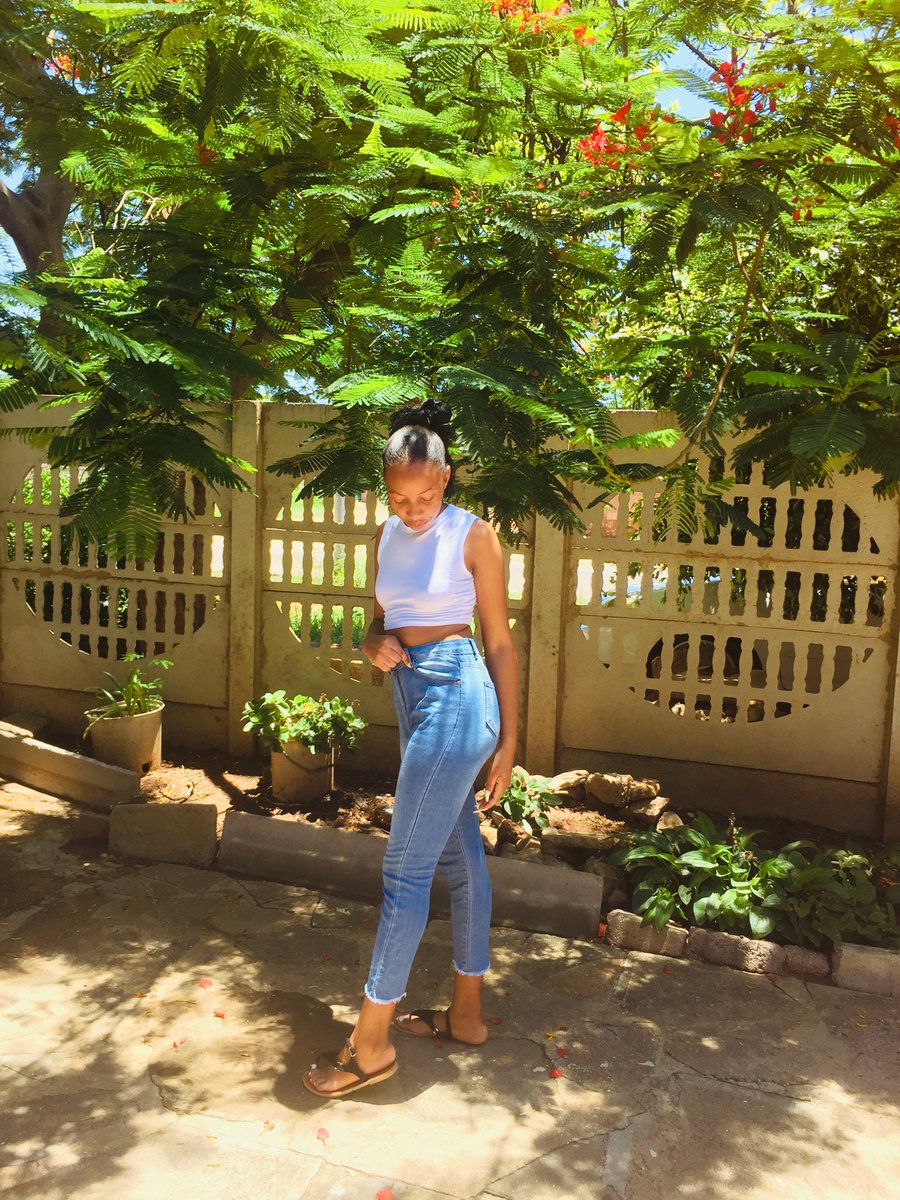 KModubi's tweet image. 