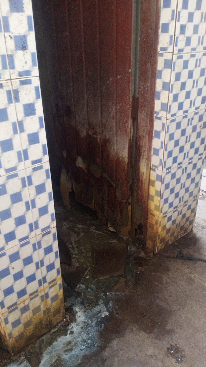 SionFriends's tweet photo. @mybmcWardFN @RajeshreeAtWork @mybmcHealthDept @MCGM_BMC  See the condition of public toilet in ward No. 172, I request concern authority/Corporator to do the needful as early as possible. No action taken yet inspite of several request. https://t.co/SyMqpCwyOl