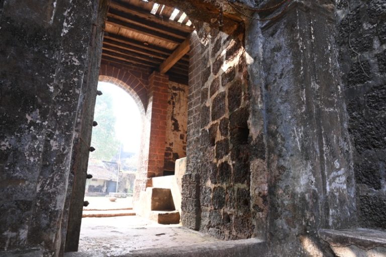 #Save_Vijaydurg_Fort

Bad condition of the fort -

📌 Ramparts of the fort have collapsed in many places. 
📌 Embankment in front of the Mahadwara has also collapsed and has not been repaired for more than a year.