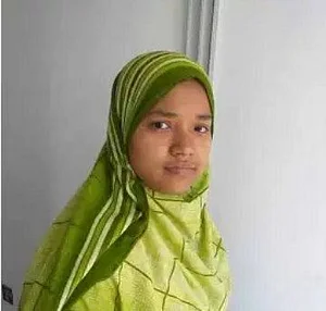 NadiaRehman777's tweet photo. Here is a very interesting  story of a girl who found her missing parents after 13yrs
#HumanityExists 
#Banu 
https://t.co/kadwXAdGBv https://t.co/OVtmrWKcLq