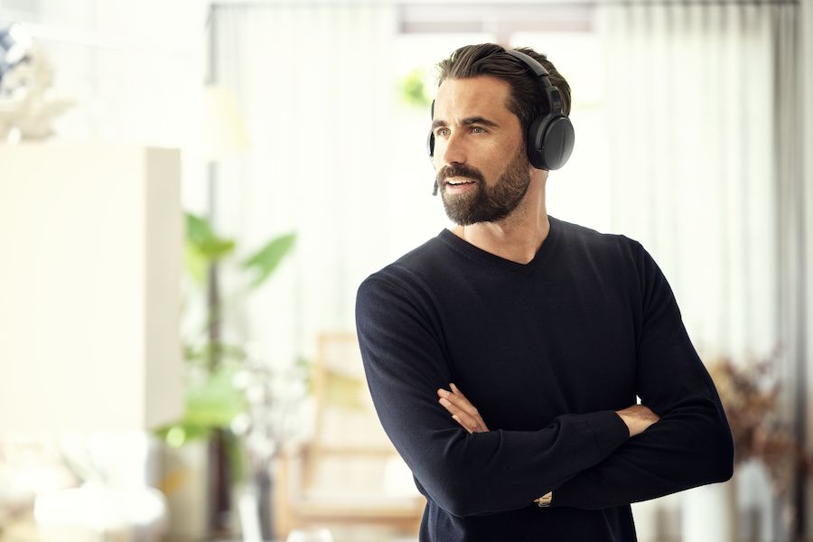 Eposaudio's tweet photo. With the New Year often come new challenges - the right headset can be key to optimizing your time, but which one do you pick? We’ll help you figure out the answer to that question and more, here: https://t.co/HEpLvjkGGx
#EPOS #EPOSHeadset #EPOSADAPT #PremiumSolutions https://t.co/7TnmirQwZm