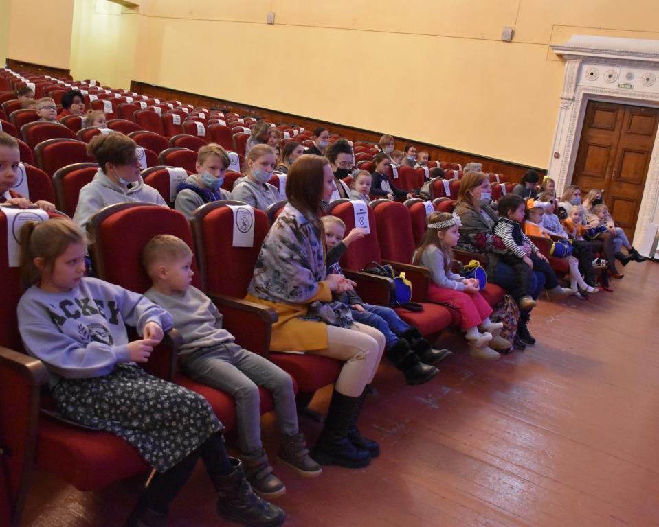 В Щекинском Дворце культуры проходят традиционные новогодние представления для детей