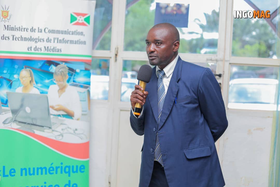 S’en est suivi, plusieurs présentations analysant comment connecter les universités locales à la fibre optique pour un coût réduit.
#Burundi
#TIC
#ingomag