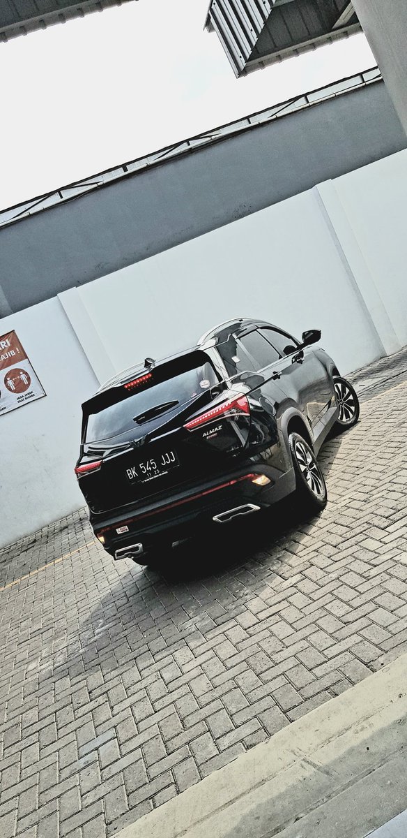 TomtomTheTabby's tweet image. Thank You, @WulingMotorsID 🖤