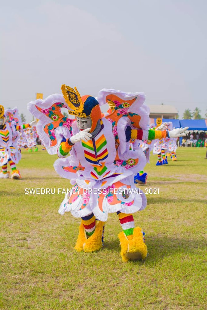 SamToys_NPP's tweet photo. #AgonaWestIntrospective
#HistoryRepeated
SPLENDID 2021 SWEDRU FANCY DRESS FESTIVAL (2021 #SFDF)
Agona Swedru Fancy Dress Festival delivered another splendid festive season for spectators from all over the country and abroad. https://t.co/EijrsBaqmv