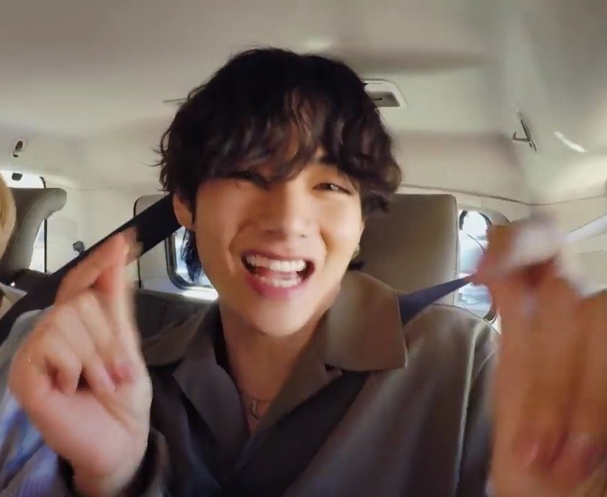 softaetaee's tweet photo. happy taehyung for tl coz it's this babie's birthday in few hours https://t.co/KLuPp10kVf