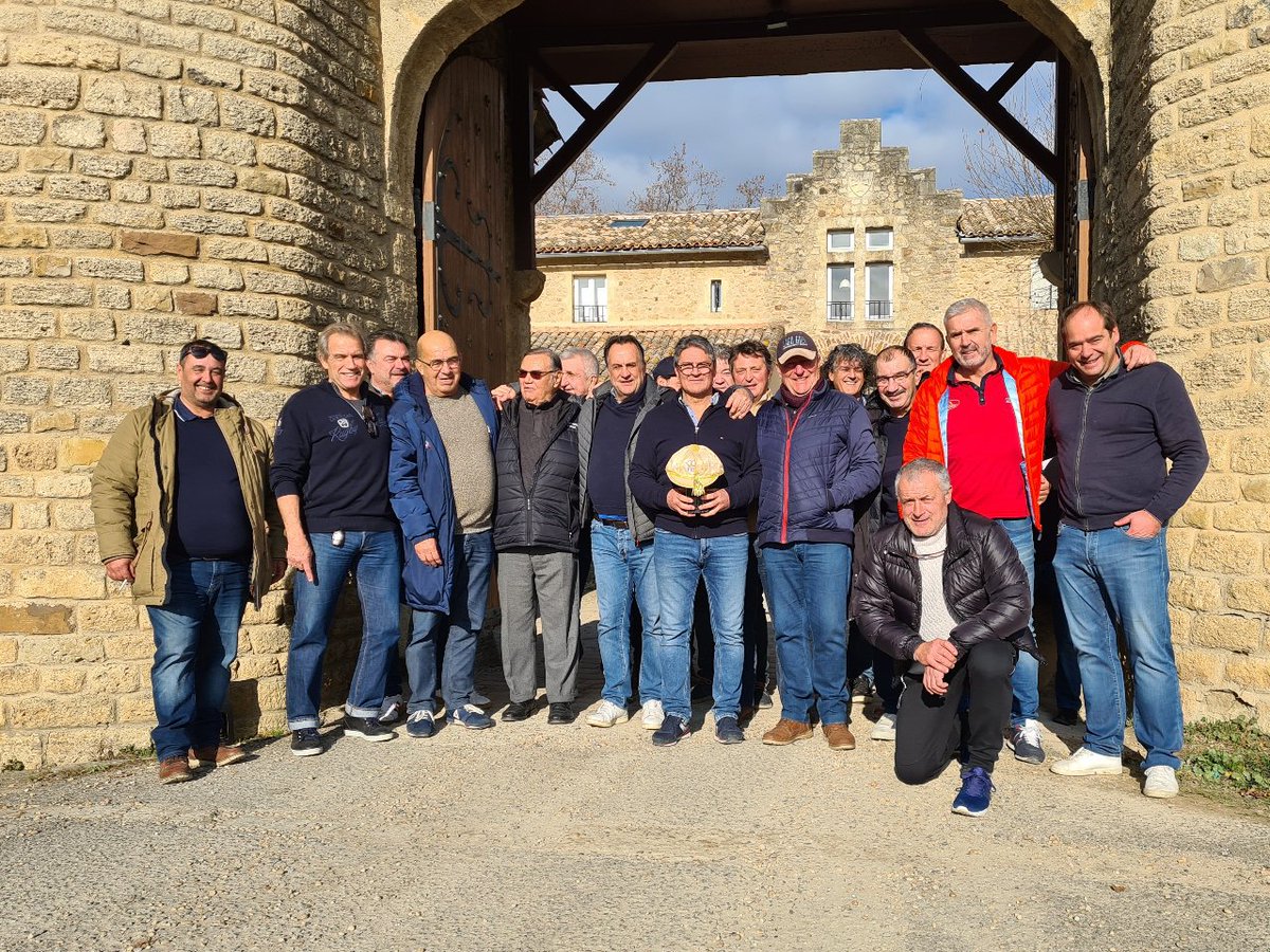 🇫🇷 Nous avons eu le plaisir d'accueillir plusieurs cadres de la #ffr ainsi que plusieurs anciens grands joueurs de #Béziers, d'#Agen et de #Toulon. <a href="/ASBHOfficiel/">ASBH Officiel</a> <a href="/RCTofficiel/">RCT – Rugby Club Toulonnais</a> <a href="/agen_rugby/">Agen Rugby - SUA LG</a> <a href="/FranceRugby/">France Rugby</a>