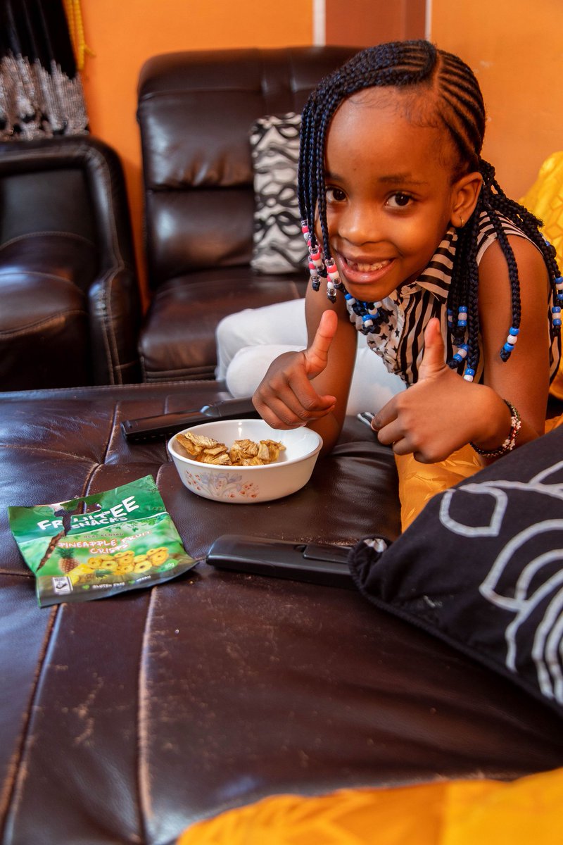 FruiteeKE's tweet photo. The thing we are carrying forward into the new year is good vibes and Healthy💪🏾 Fruitee Snacks🍌🍍🥭. 100% Fruits no additives.

#DriedFruits #snacks #HealthySnacks #HealthyLiving #holidayseason #festive #newyear2022 #newyearnewyou #happyholidays https://t.co/AzVFjg7oWK
