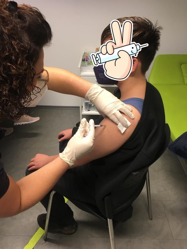 BarbaraDomke's tweet photo. #MeineKinderSindGeimpft 💉💉💉💚💚💚💚 #bbimpft #BoosterVaccina #Boostern #ImpfenSchuetzt #KinderdurchseuchungStoppen https://t.co/R06j7Qd4lj
