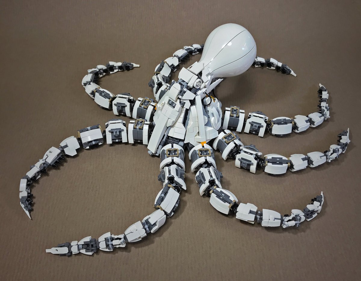 Rainmaker1973's tweet photo. Using his signature palette of gray and white bricks and unique parts, Mitsuru Nikaido reimagines marine life, insects, and land animals as mechanical, robot-like characters built entirely with LEGO [read more: https://t.co/6biMPlDiPi] https://t.co/FnZ29jO0Yh
