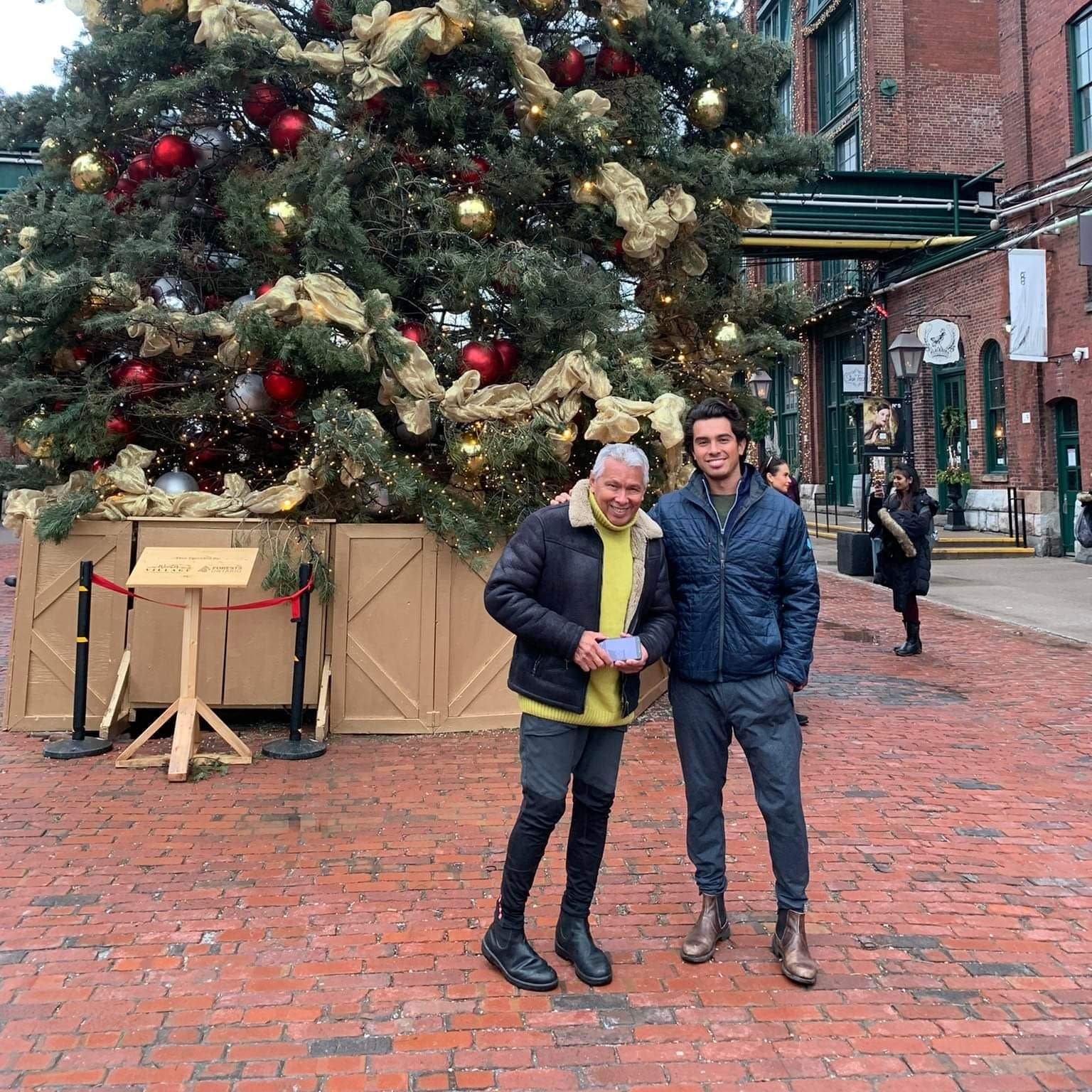 Dallas Ga Christmas Parade 2022 Henry Calderon (Enrique) On Twitter: "Looking Forward To 2022 With My Son  Sebastian! Https://T.co/Mn2Pjzjwel" / Twitter