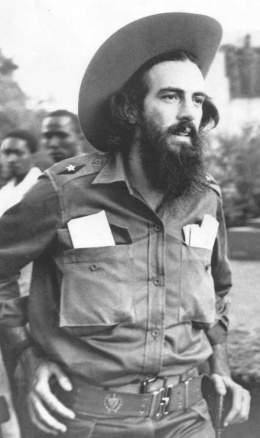 JClubVillaClara's tweet photo. 31 diciembre 1958: En la provincia de Sancti Spíritus (Cuba) ―en el marco de la Guerra de Liberación Nacional de Cuba (1956-1958), el comandante Camilo Cienfuegos y sus tropas toman la ciudad de Yaguajay. #JovenClubTeConecta https://t.co/vbospyt5dp
