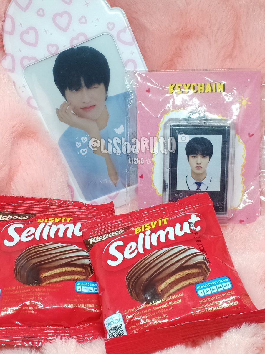LisAlise29's tweet photo. today mail's 💌🍣 ~~~~
immune clear 🦋 aku pulangg 😍❤️
ganteng banget sik 🤧💙🦋 OTW 2p!!!
makasih banyak @GObyteuGO ❤️
emang paling enak jajan di sini 😘
yeaayyy!!💞 https://t.co/TVukLwhS6y