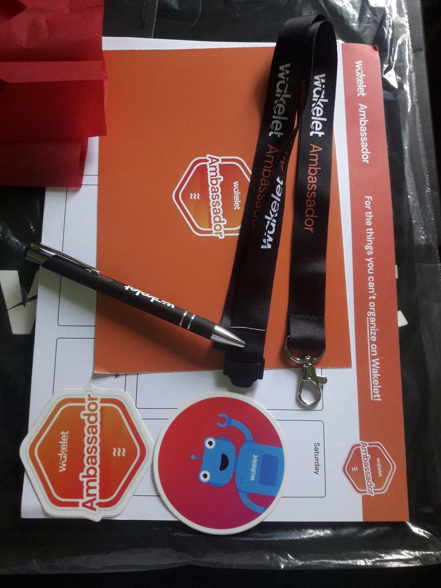 Who doesn't like to receive gifts, and if it is like mind, then there is no question. It was great to receive the gifts I received as a wakelet ambassador.
Many thanks to the wakelet team and everyone involved for giving this wonderful gift.
#wakeletwrapup2021
#wakelet