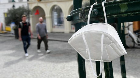 🗞 L’agence nationale de sécurité sanitaire déconseille les masques FFP2 contenant du graphène
▶ francais.rt.com/france/93665-a…

🚀 #Pourtoi #Créatif 🆔 #Actu #FrenchTech #Startup #Innovation #MadeinFrance #Tech #IA #IOT #AR #VR #AI #Crypto